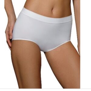 Bali Women's One Smooth U Brief
